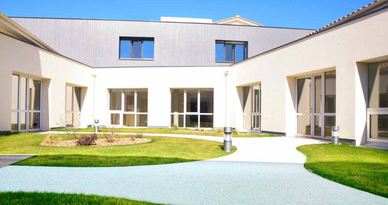 Achat / Vente immobilier neuf Fronsac résidence seniors EHPAD à 4 km de Libourne (31440) - Réf. 9404